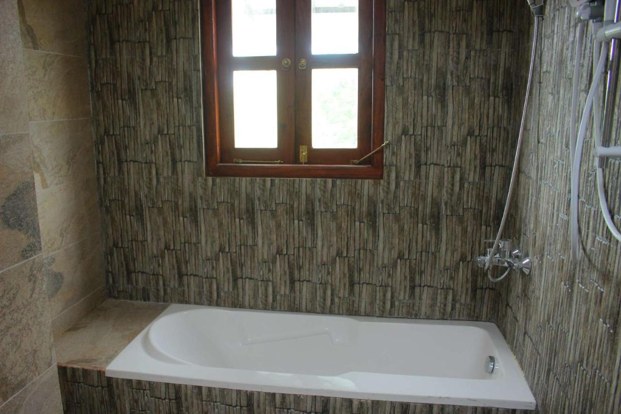 Heritage Eco Resort Kelaniya Esterno foto