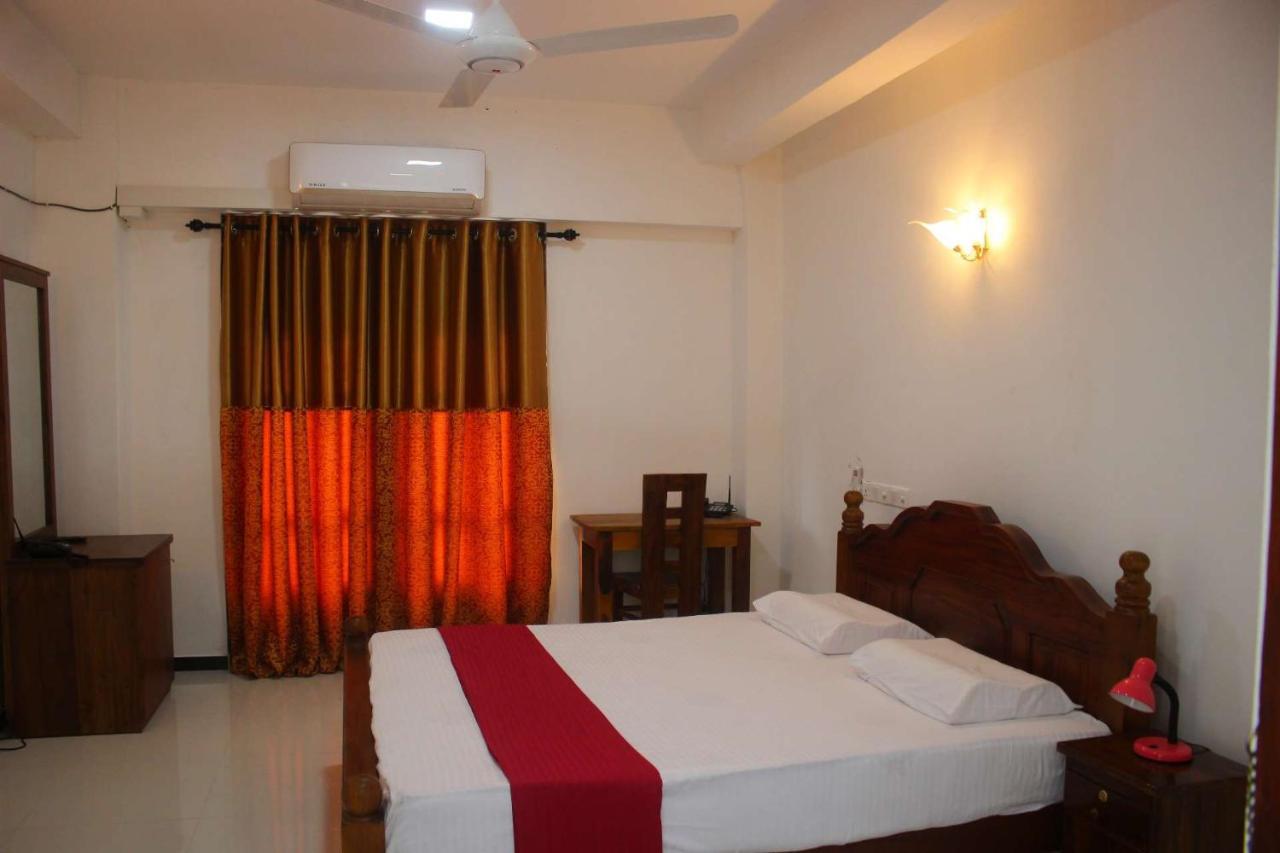 Heritage Eco Resort Kelaniya Esterno foto