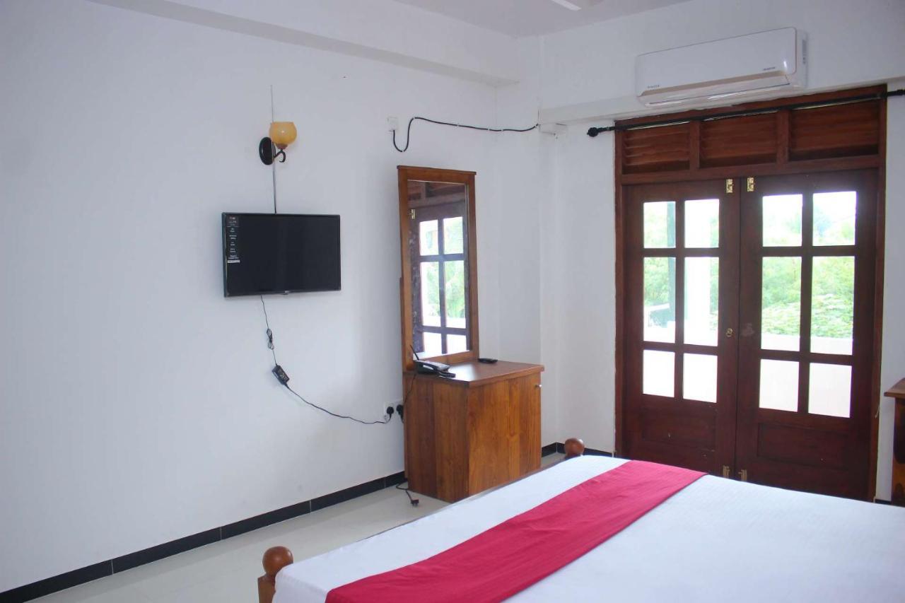 Heritage Eco Resort Kelaniya Esterno foto