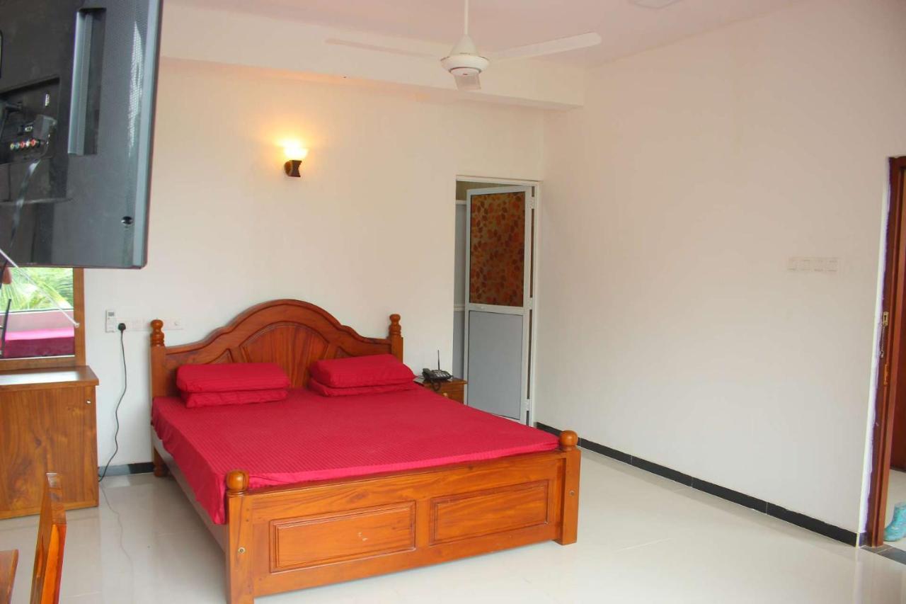 Heritage Eco Resort Kelaniya Esterno foto