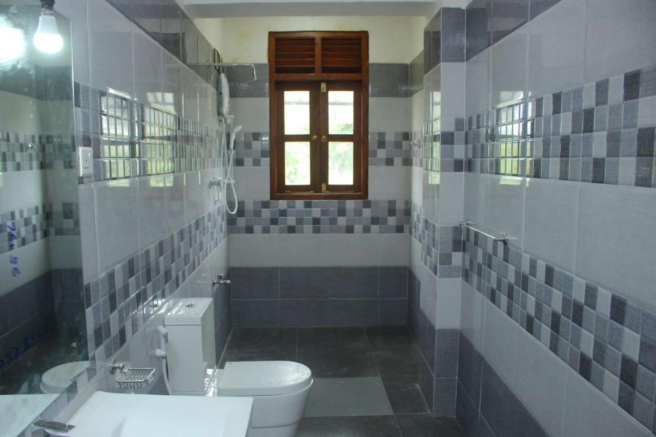 Heritage Eco Resort Kelaniya Esterno foto