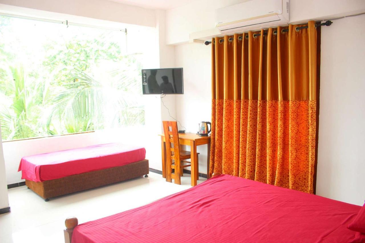 Heritage Eco Resort Kelaniya Esterno foto