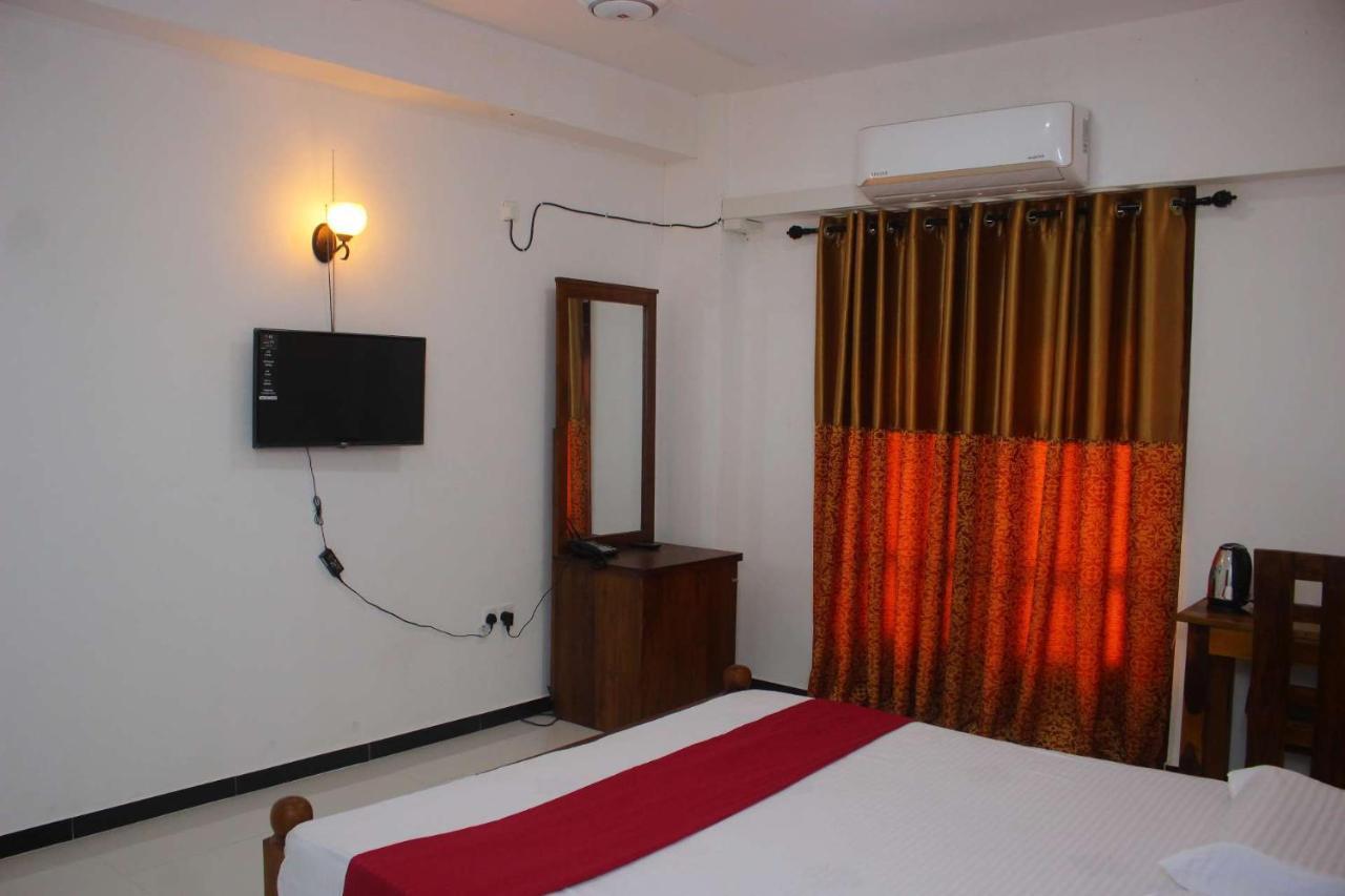 Heritage Eco Resort Kelaniya Esterno foto