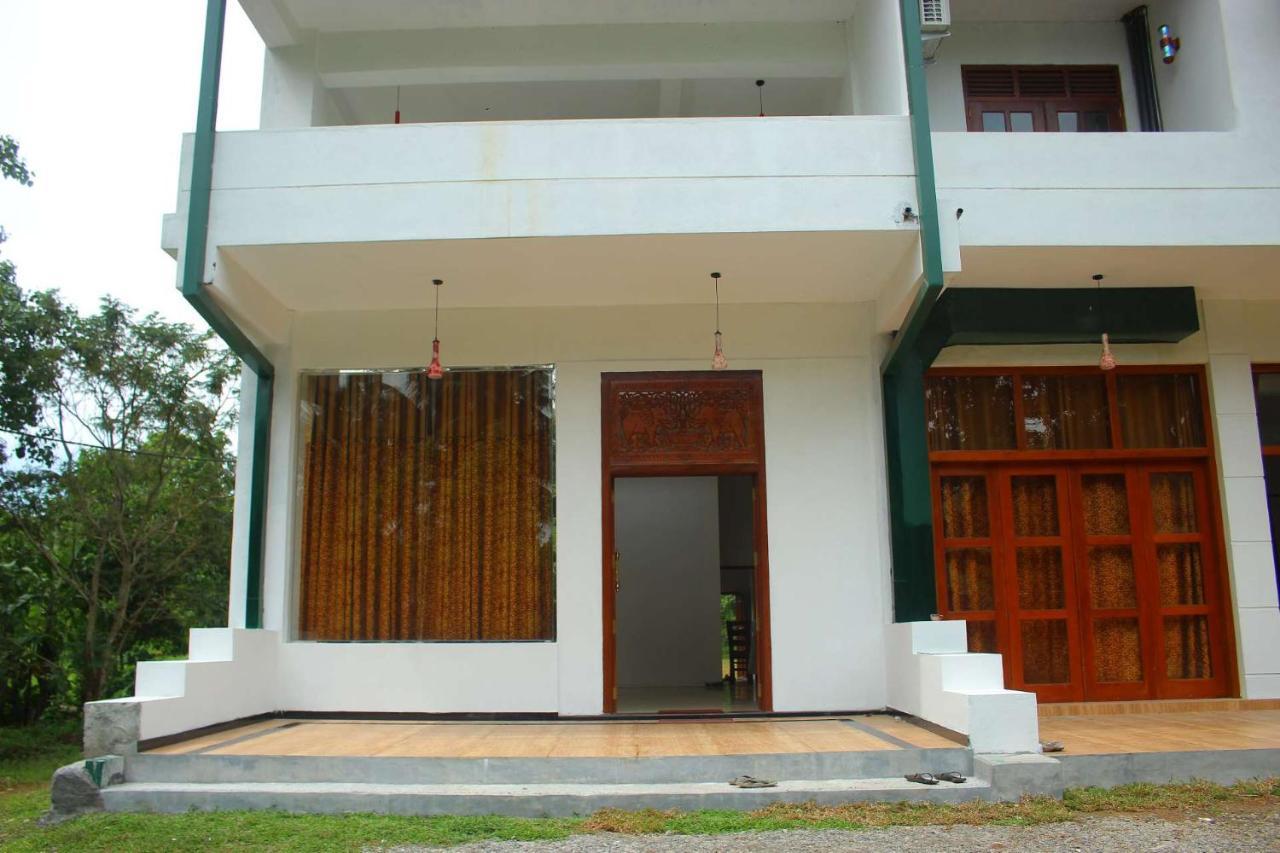 Heritage Eco Resort Kelaniya Esterno foto